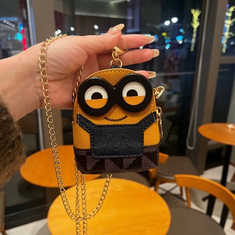 Minion bags best sale for ladies