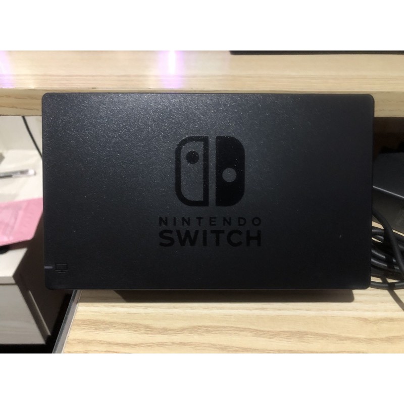 Switch dock hot sale used