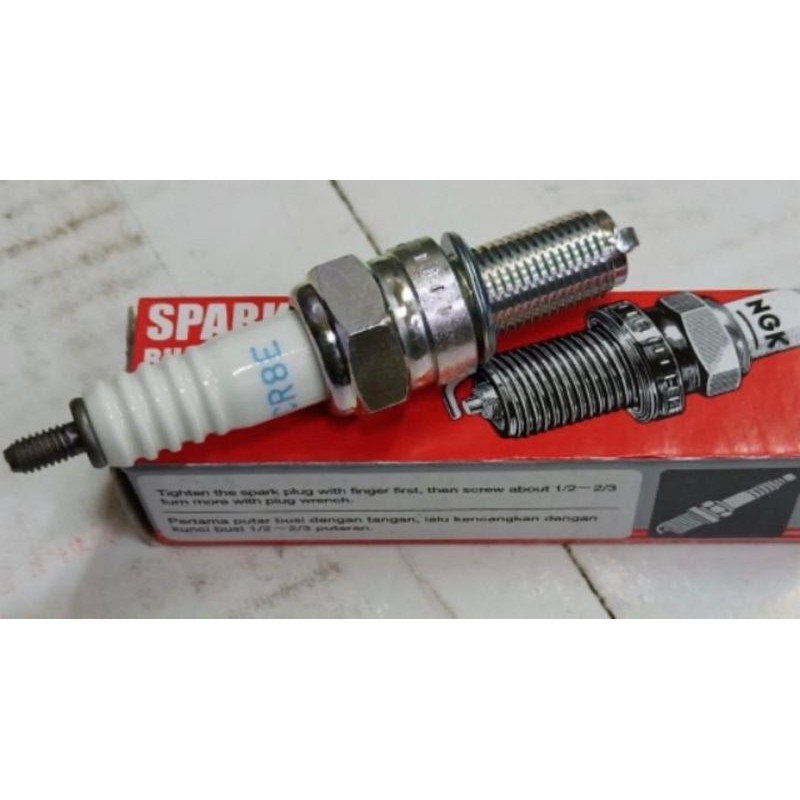"READY STOCK" NGK SPARK PLUG Y15 Y15ZR Y15V2 FZ150 FZ150i R25 JAGUH