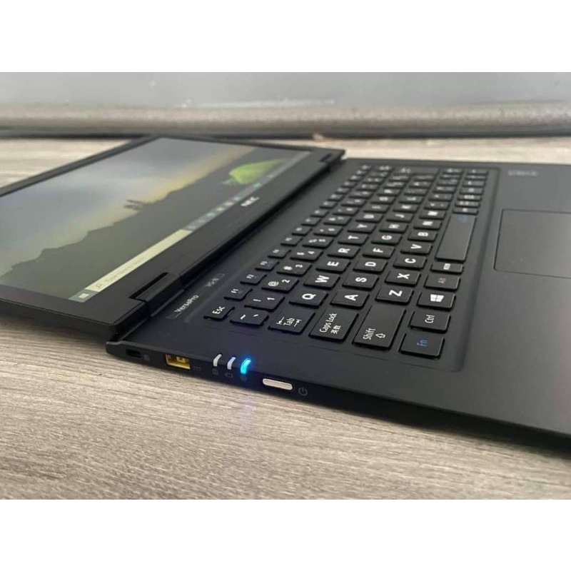 LAPTOP SUPER NIPIS DAN SANGAT RINGAN ( NEC LAVIE Z VG-J LAPTOP SUPER NIPIS DAN SANGAT RINGAN ( NEC LAVIE Z VG-J