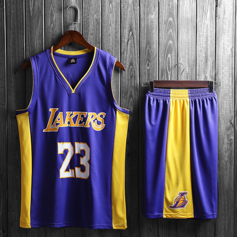 Lakers James #23 Boys' Basketball Outfit, 2-Piece Basketball Jersey Shorts  with Basketball Socks, Active Tank and Short Set, Purple, 2XL (155-165 cm)  : : Fashion