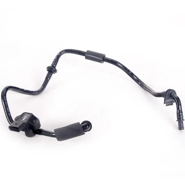 BRAKE BOOSTER VACUUM HOSE PORSCHE CAYENNE VW TOUAREG 7L0611932AD