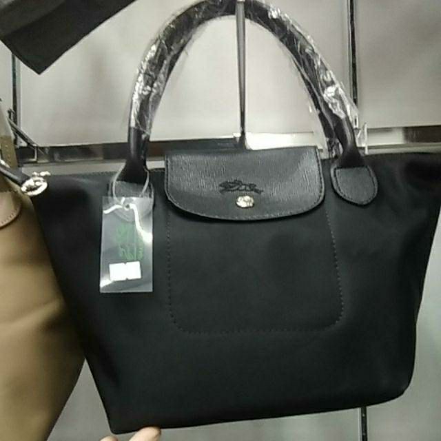 BEG TANGAN LONGCHAMP.