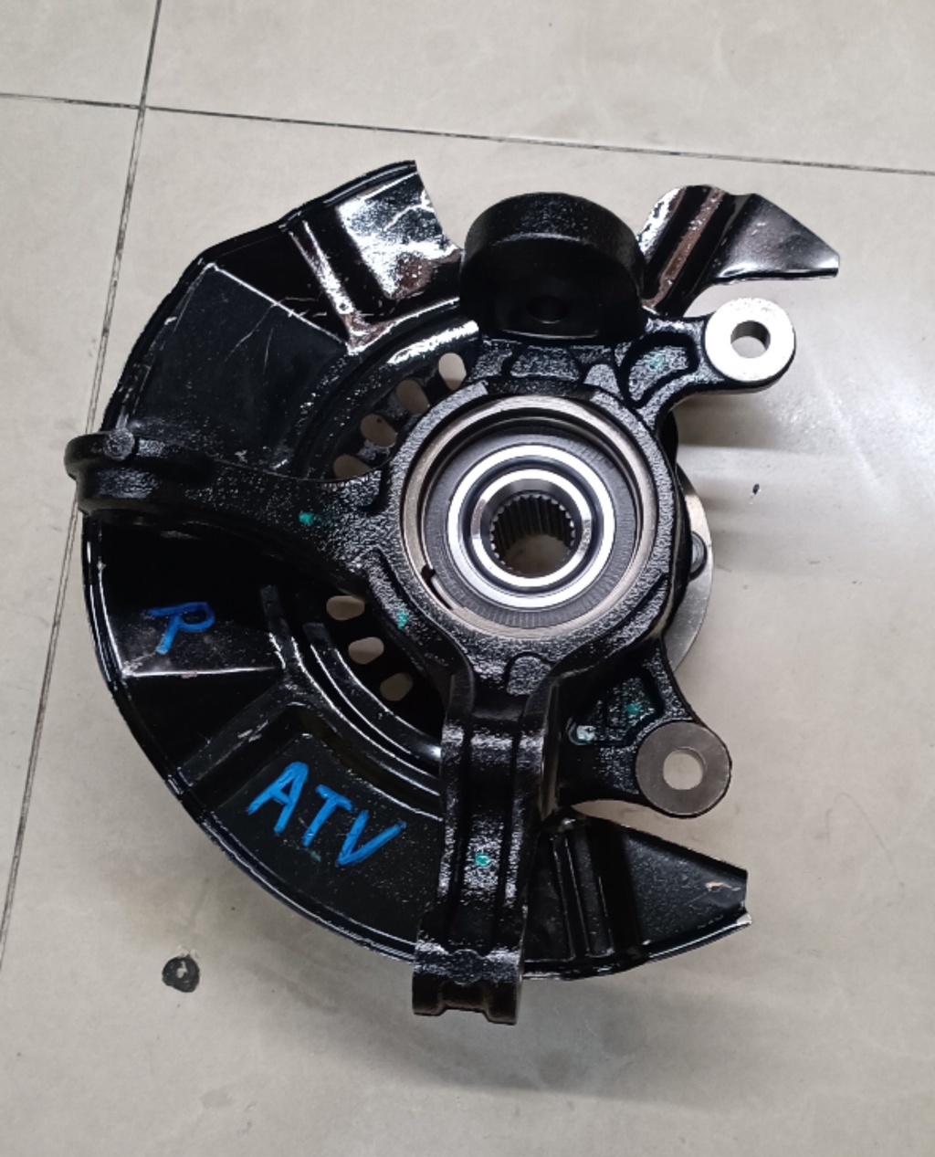 PERODUA ATIVA FRONT KNUCKLE WITH HUP BEARING (W/ O ABS) ORIGINAL READY ...