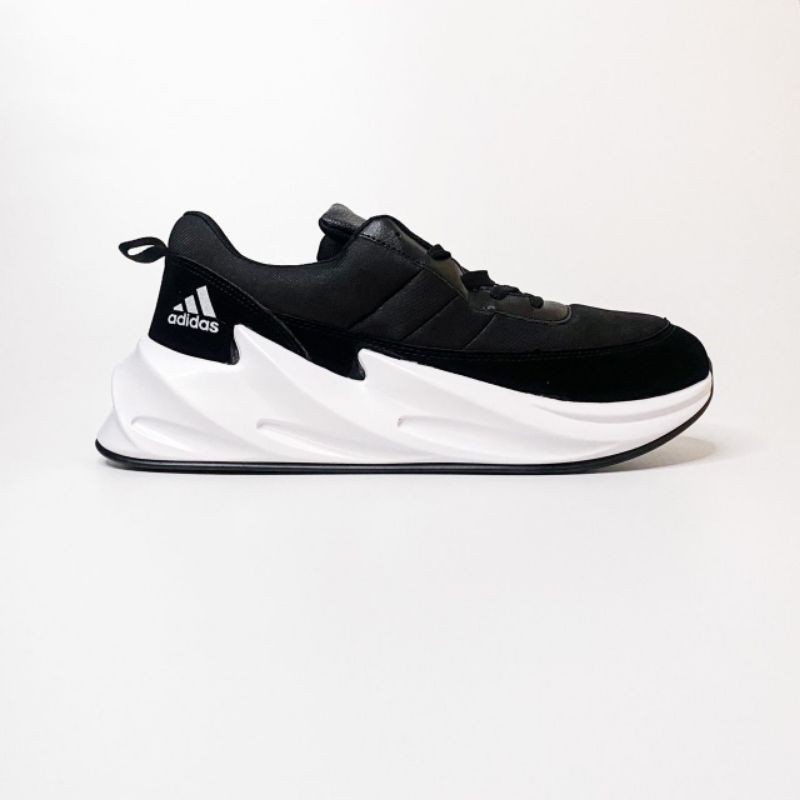 Shark hotsell boost adidas