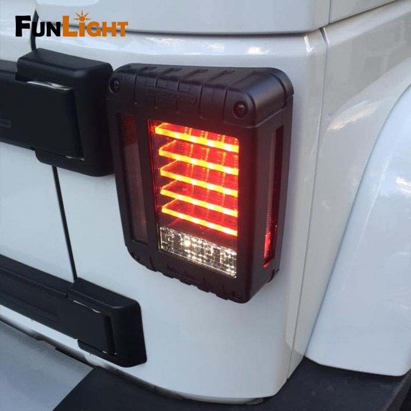 Xprite Clear Lens Red LED Tail Lights Assembly W/Turn Signal & Back Up & Brake Light, Plug & Play Compatible With 2007-2018 Jeep Wrangler JK JKU - G3 Diamond Series In - Foto 6