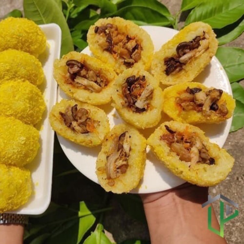 Chicken and Mushroom Sticky Rice Tray of 10 | Shopee Malaysia