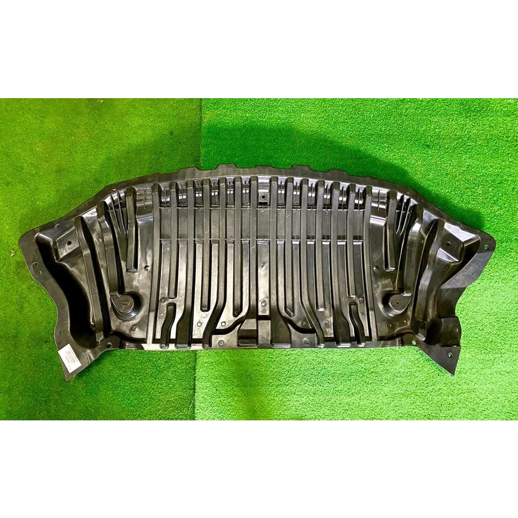 MERCEDES BENZ W212 E250 ENGINE UNDER COVER FRONT 1ST PART Shopee Malaysia