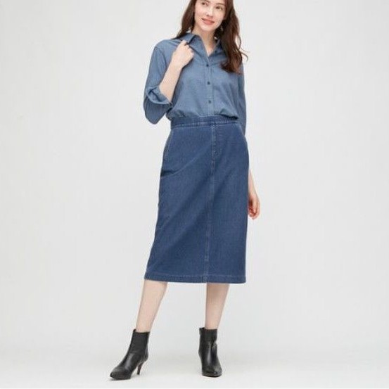 Uniqlo long 2024 denim skirt