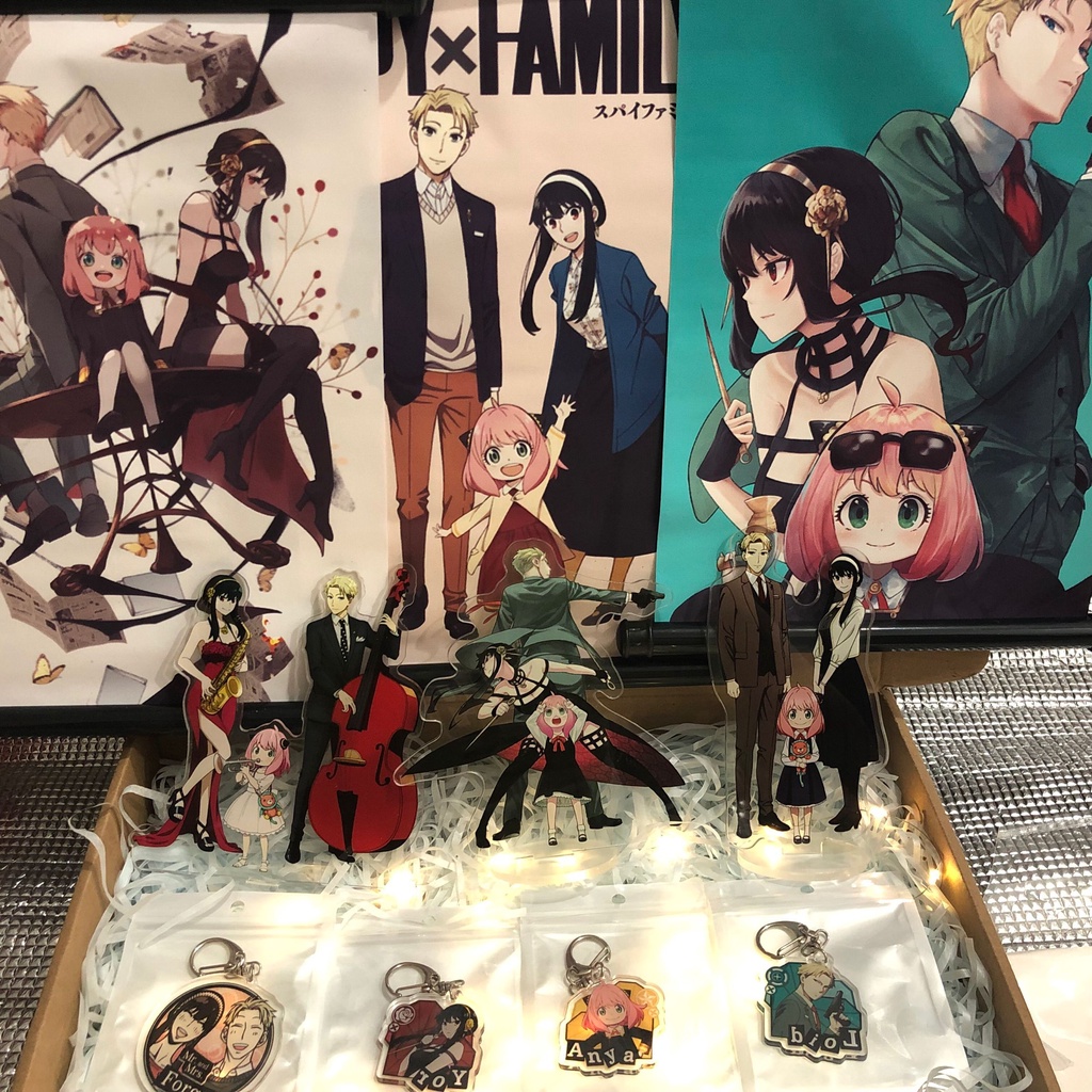 Anime SPY×FAMILY Loid Forger Anya Forger Yor Forger Acrylic Keychain Stand  Figure Wall Scroll Poster Gift box Anime Birthday Gifts | Shopee Malaysia