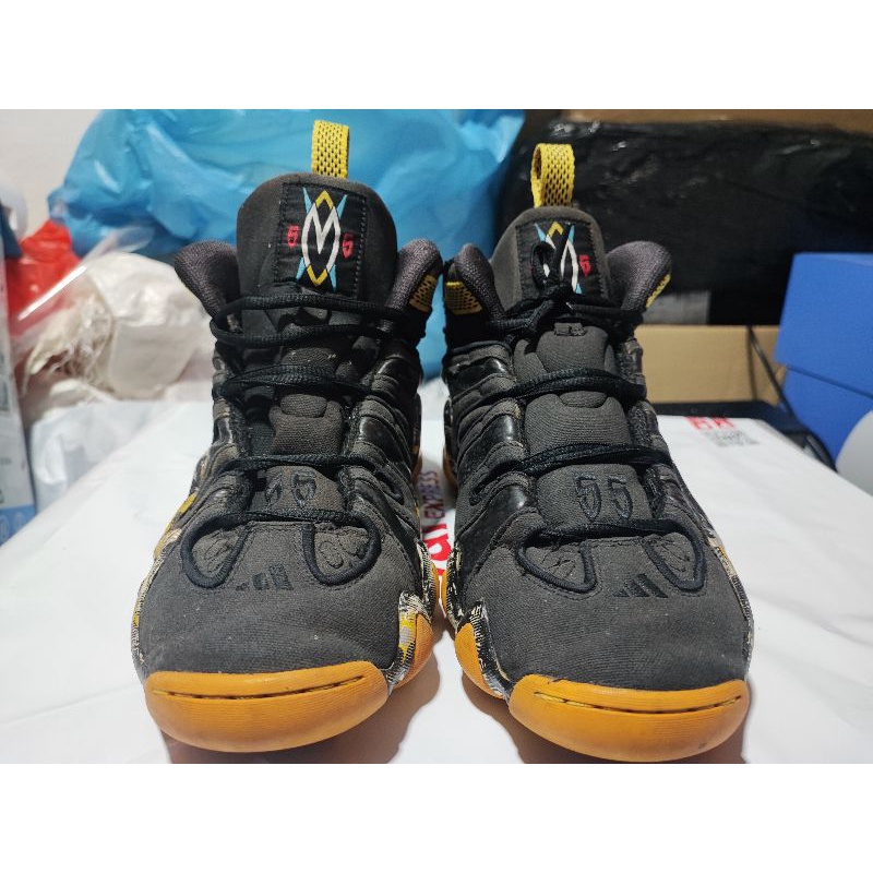 ORIGINAL ADIDAS CRAZY 8 COLLAB MUTOMBO UK 9.5 | Shopee Malaysia