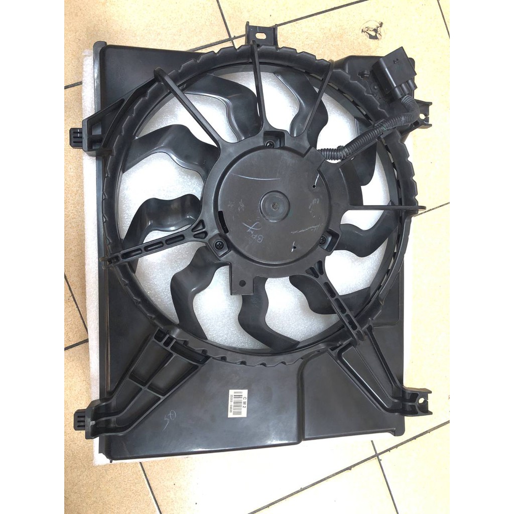 CLEAR STOCK!! HYUNDAI I10 RADIATOR FAN MOTOR ASSEMBLY COMPLETE SET