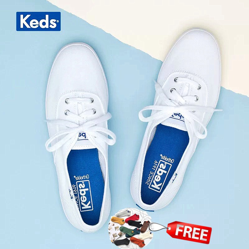 Keds white sales shoes outfit