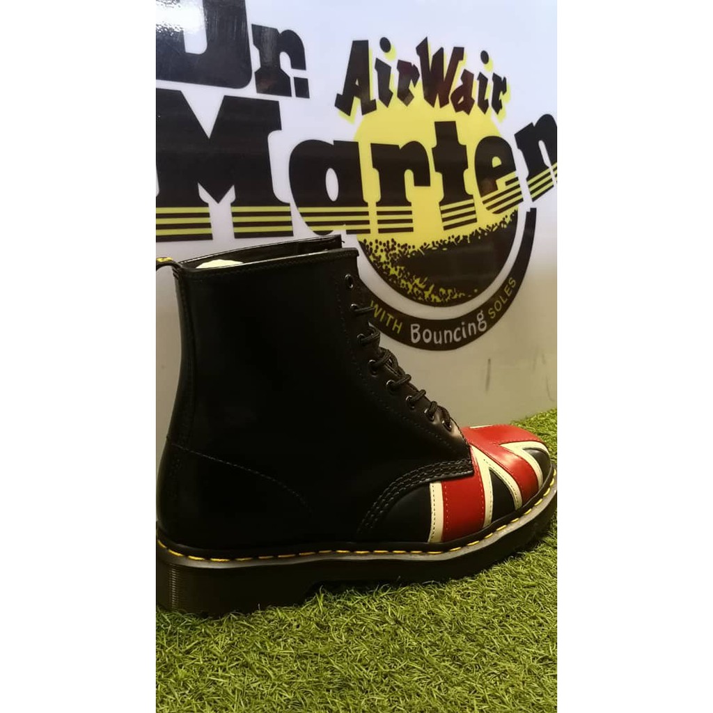 Dr martens union 2024 jack 8 eye boot