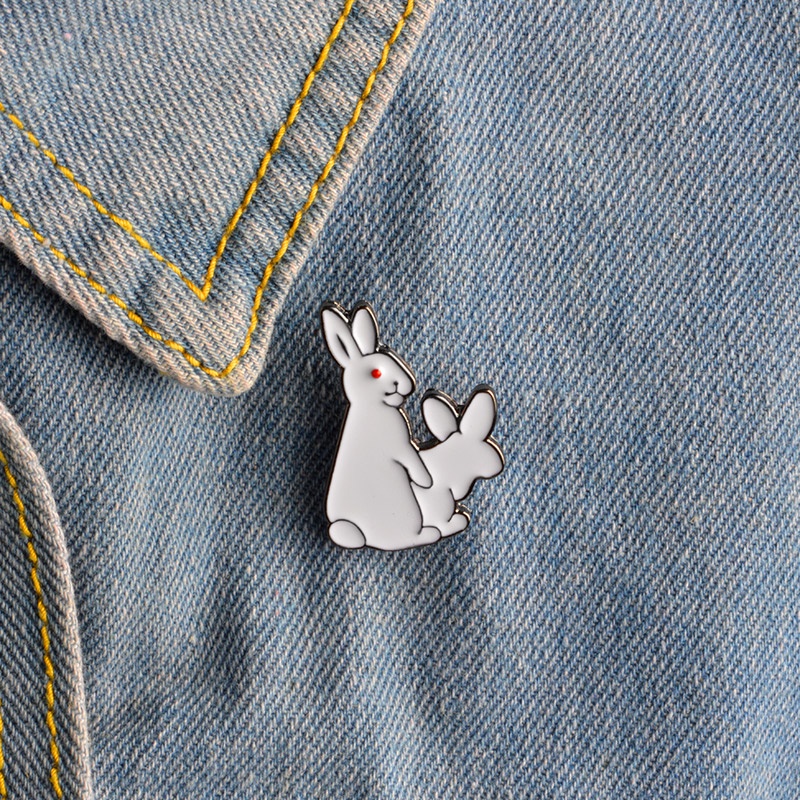 White Rabbit Brooches Pin Funny Animal Bunny Brooch Lapel Badges ...