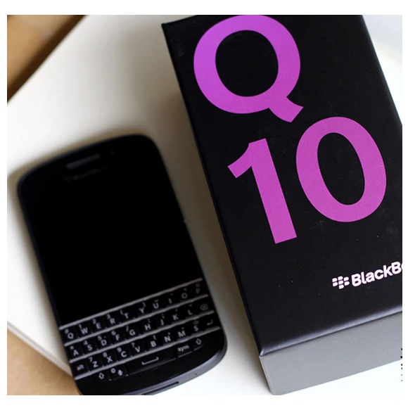 BlackBerry Q10 mobile phone 3.1 "dual core 8MP 2gbram 16GB ROM 3G & 4G