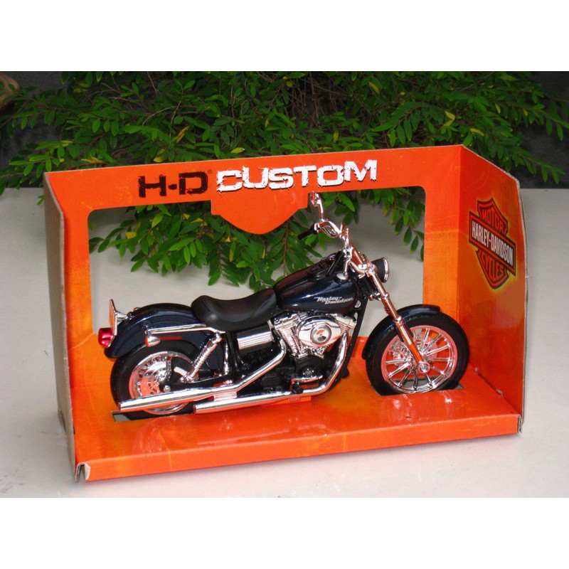 2006 Harley Davidson FXDBI Dyna Street Bob Bike Moto Modelo 1/12 de Maisto
