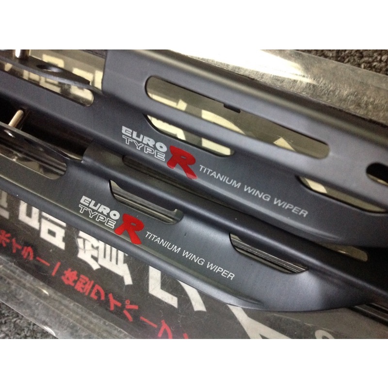 EURO TYPE-R JAPAN🇯🇵Car🚗TITANIUM WING WIPER(18