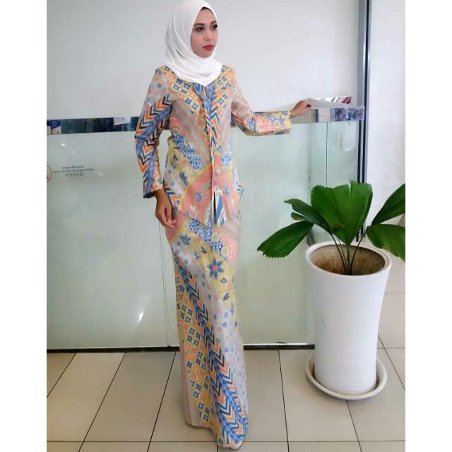 Kebaya batik pastel hotsell