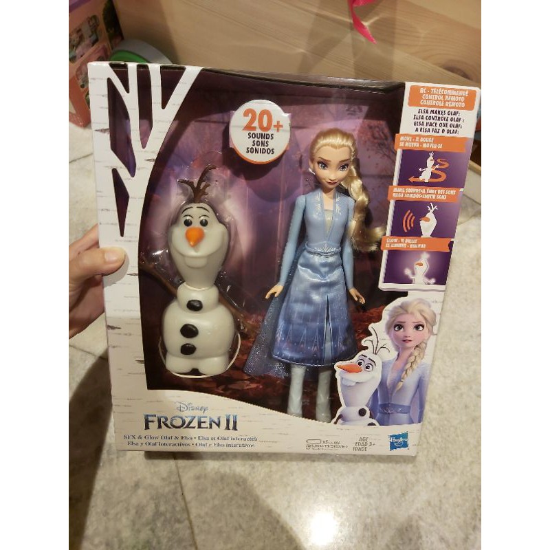 Disney Frozen 2 Talk and Glow Olaf and Elsa Dolls main image 0