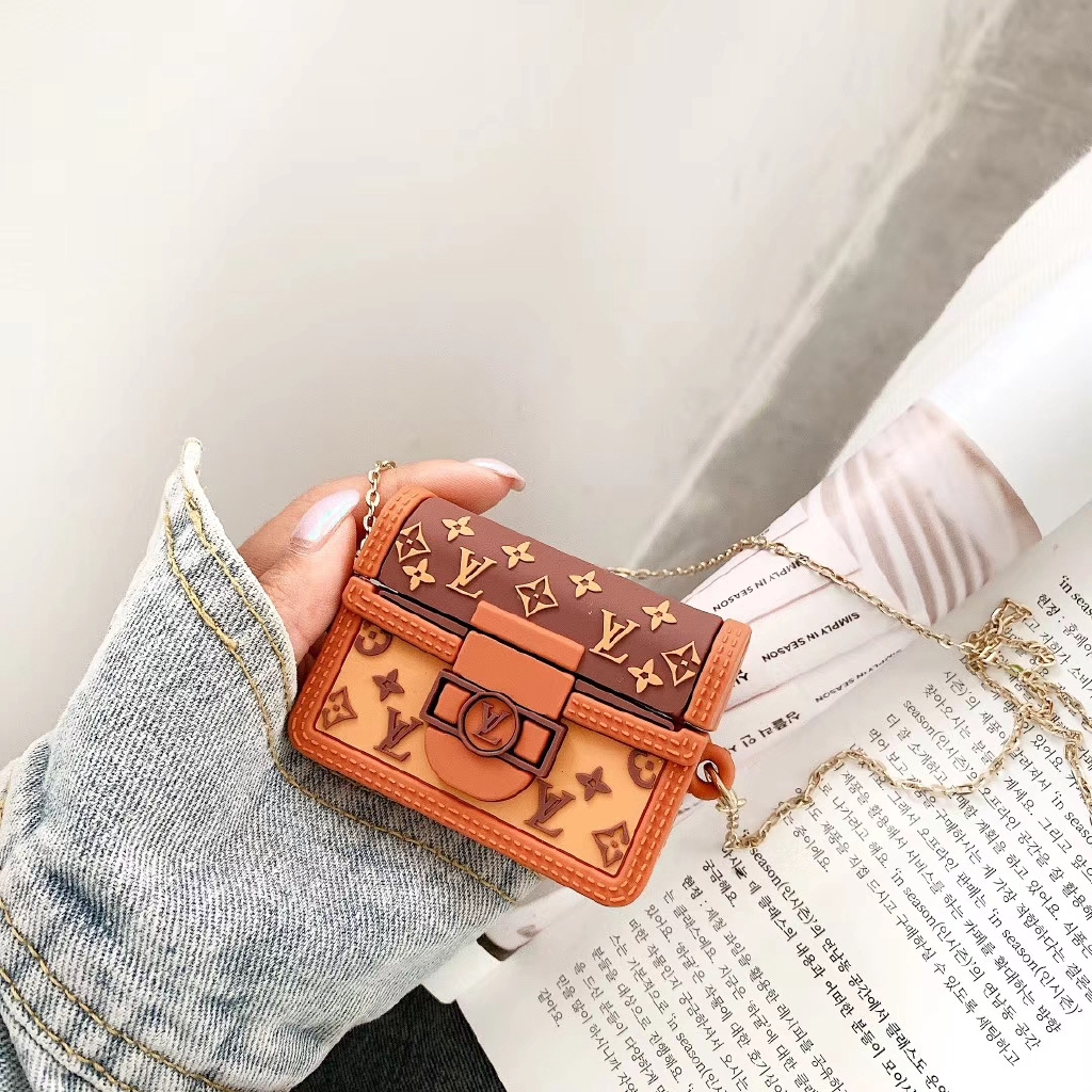 Luxury LV AirPods Case LouisVuitton AirPods Pro 3 Cover LVbag Soft Shell With Pendant Apple Bluetooth Headset Shockproof Protective Casing Diagonal span chain shell Shopee Malaysia