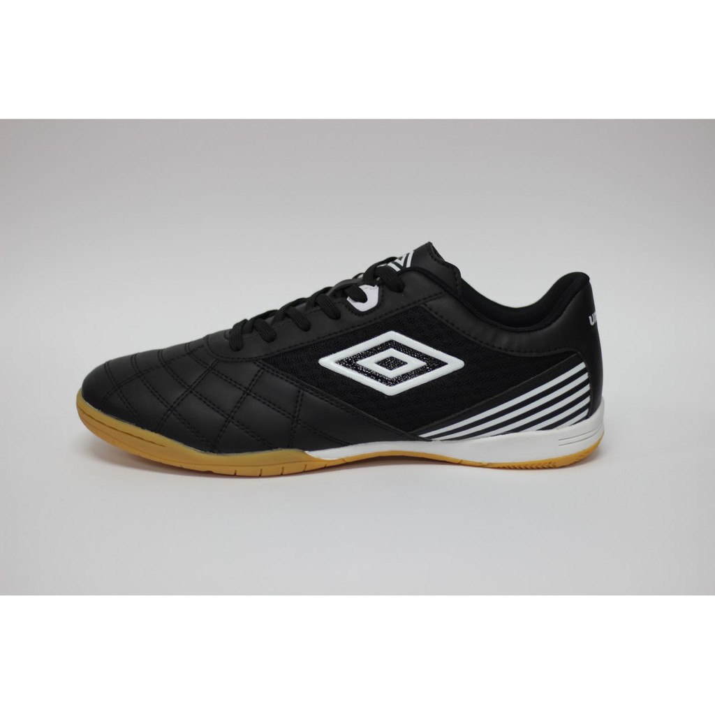 Umbro hot sale futsal shoes