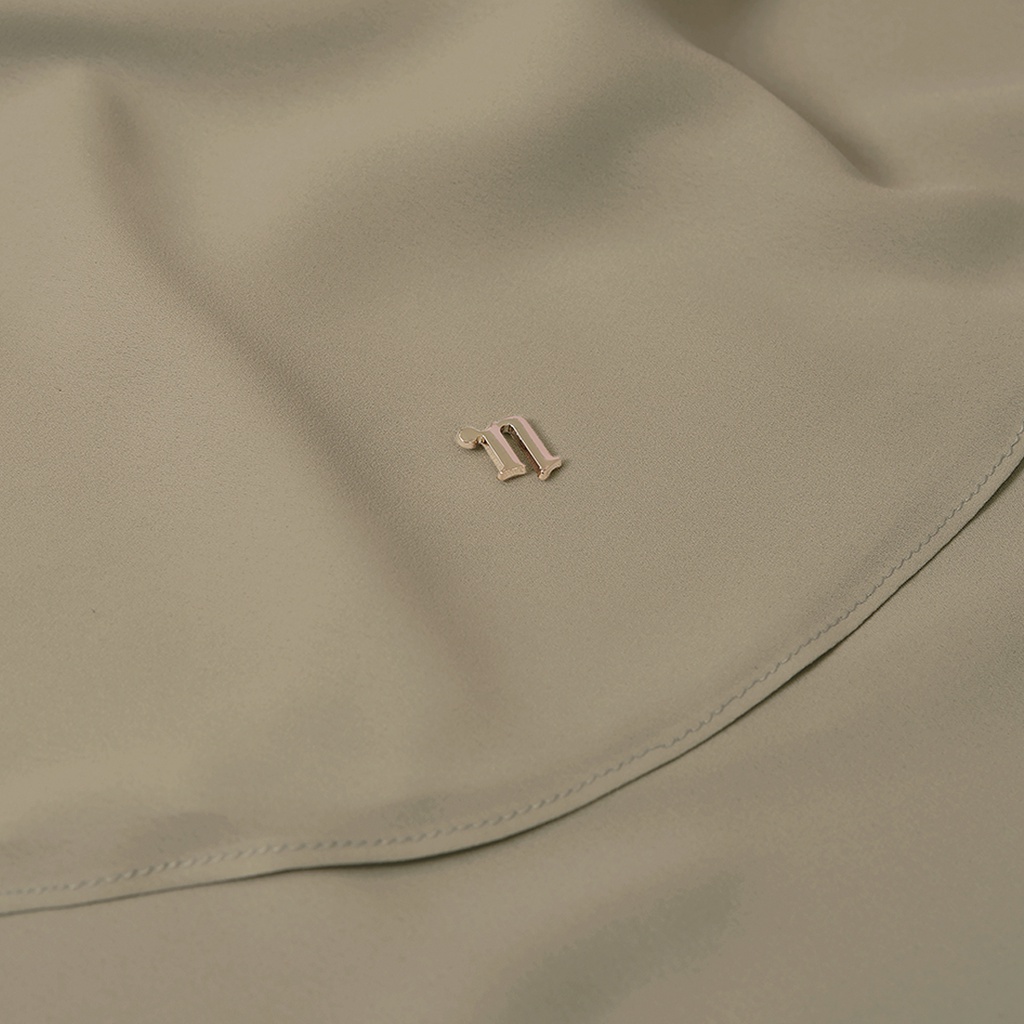 naelofar long chiffon shawl