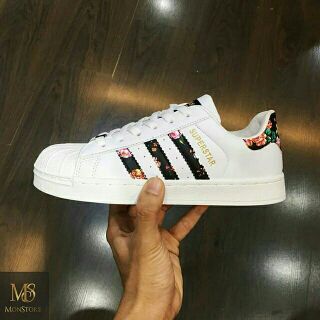 Adidas superstar cheap floral price