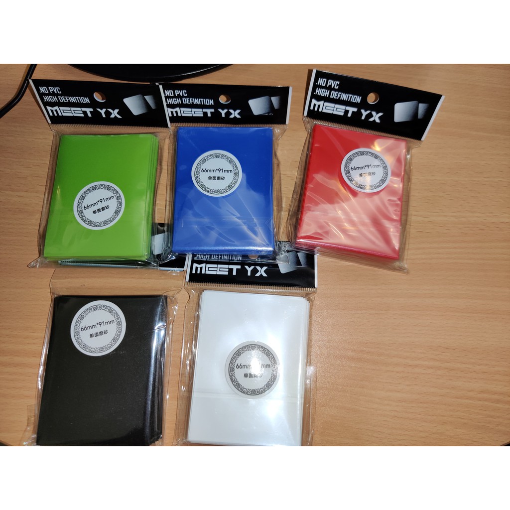 Trading Card Game Card Sleeve Protector Size 66mm x 91mm ( size suit