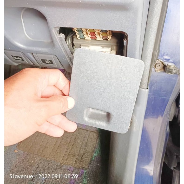 Toyota Prado 90/95series 3RZ 5VZ 1KZ 3L Fuse Cover Under Dashboard. Shopee Malaysia