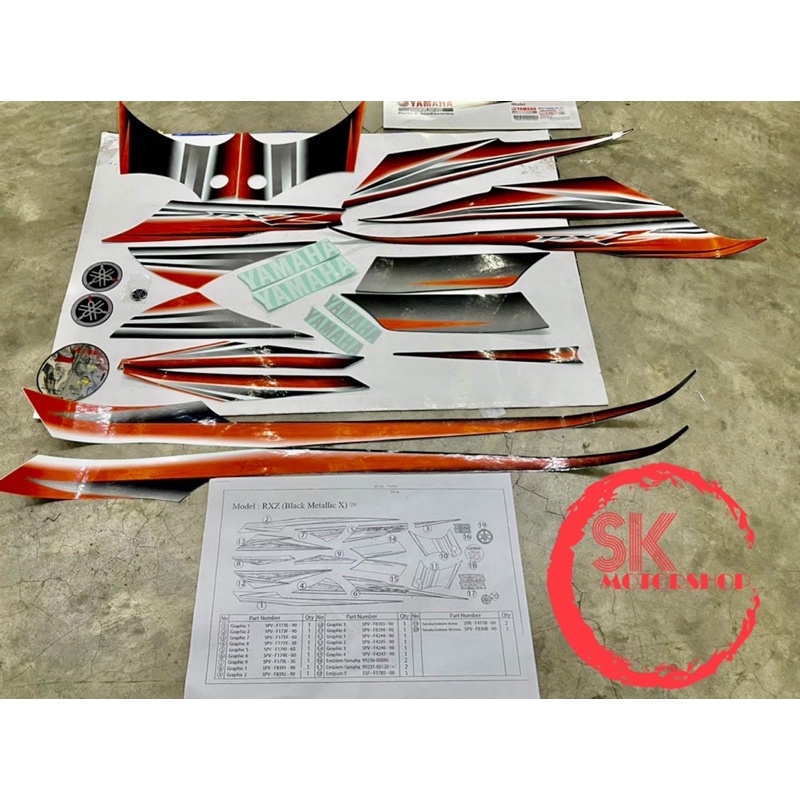 GRAPHIC SET / BODY STICKER / STRIPE YAMAHA RXZ - CATALYZER (5PV) HITAM ...