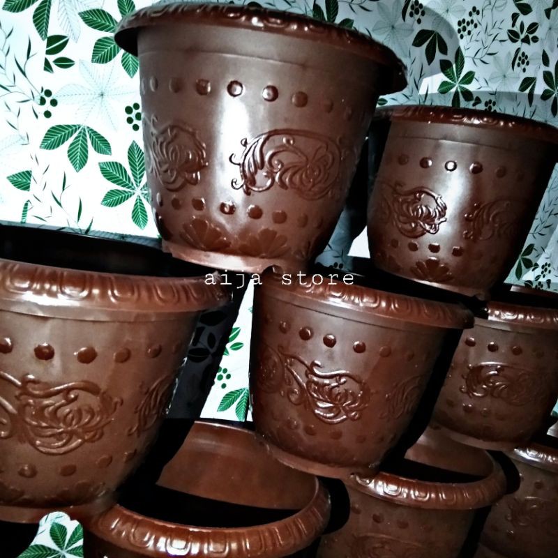 Pasu Bunga Plastik / Flowers Pot - Pasu Bunga Coklat Bercorak Cantik