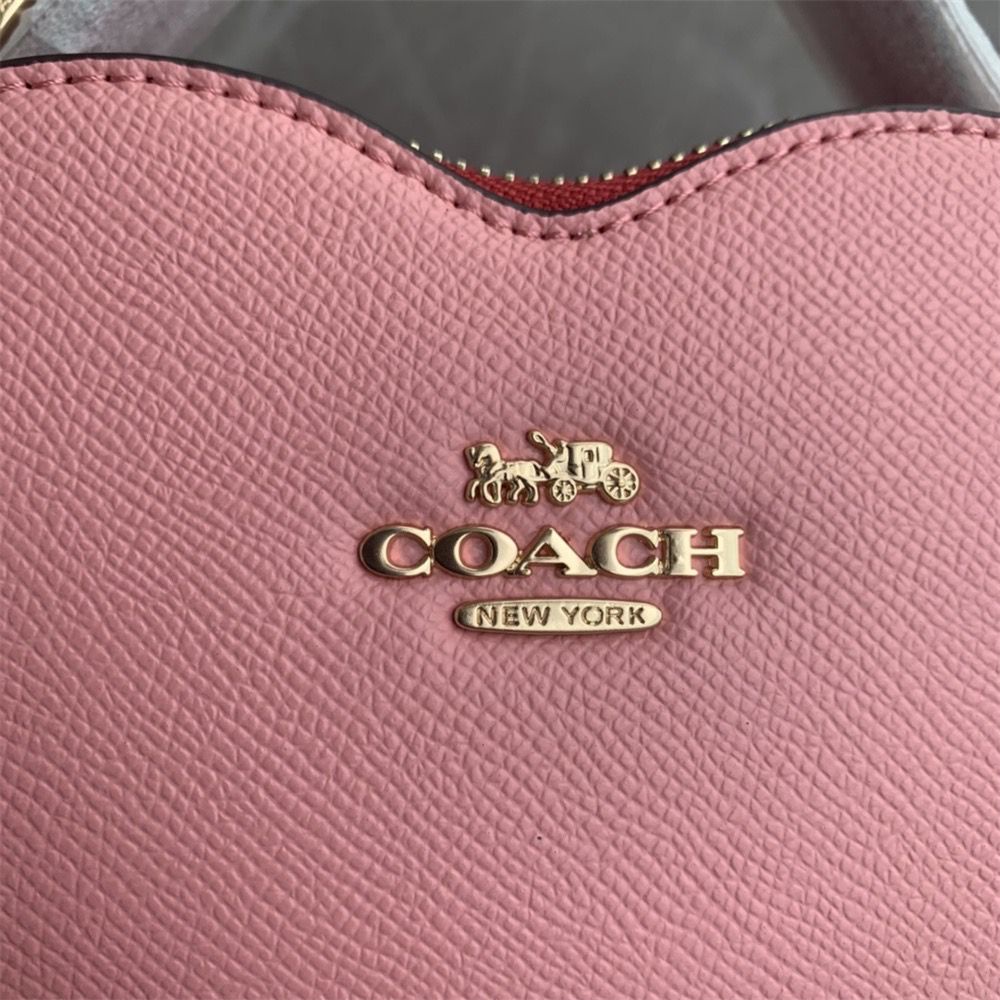 Coach C5118 C5119 C4080 Heart Crossbody Leather Quilting Women Handbag  Crossbody Sling Chain Bag 5118 5119 4080