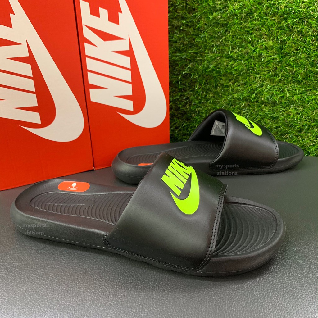 Nike slippers clearance green and black