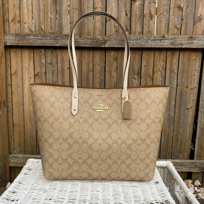 Coach signature town tote new arrivals