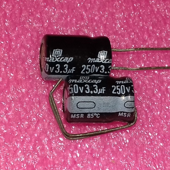 Cornell Dubilier WPP 3.3uF 250V 5% Axial Film Capacitor – 1pc, WPP2W3P3J