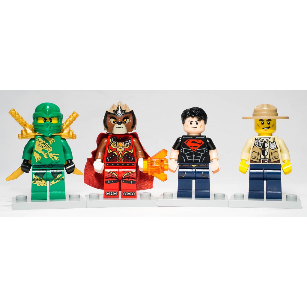 5004076 shops Target Exclusive 2014 minifig set