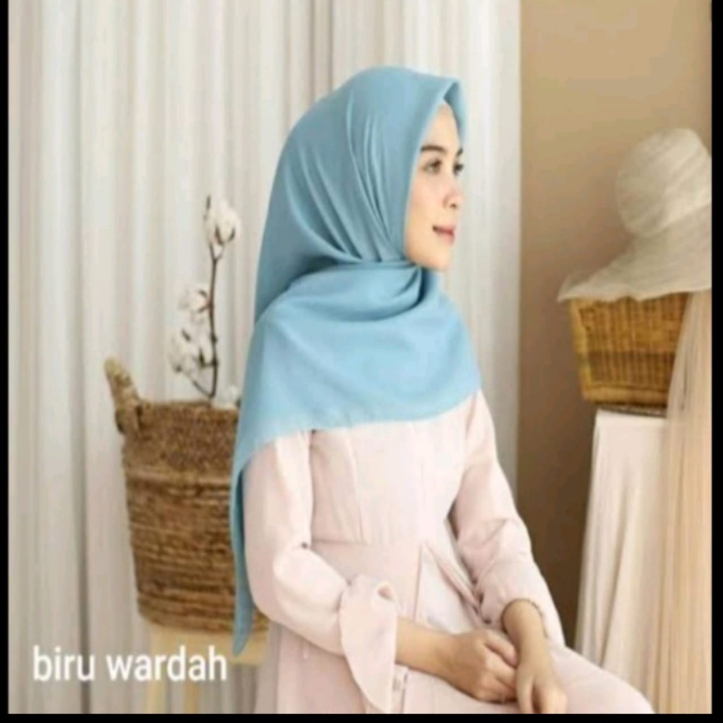 bella hijab