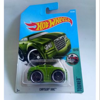 HOT WHEELS 2017 CHRYSLER 300C LIME GREEN HW TOONED | Shopee Malaysia