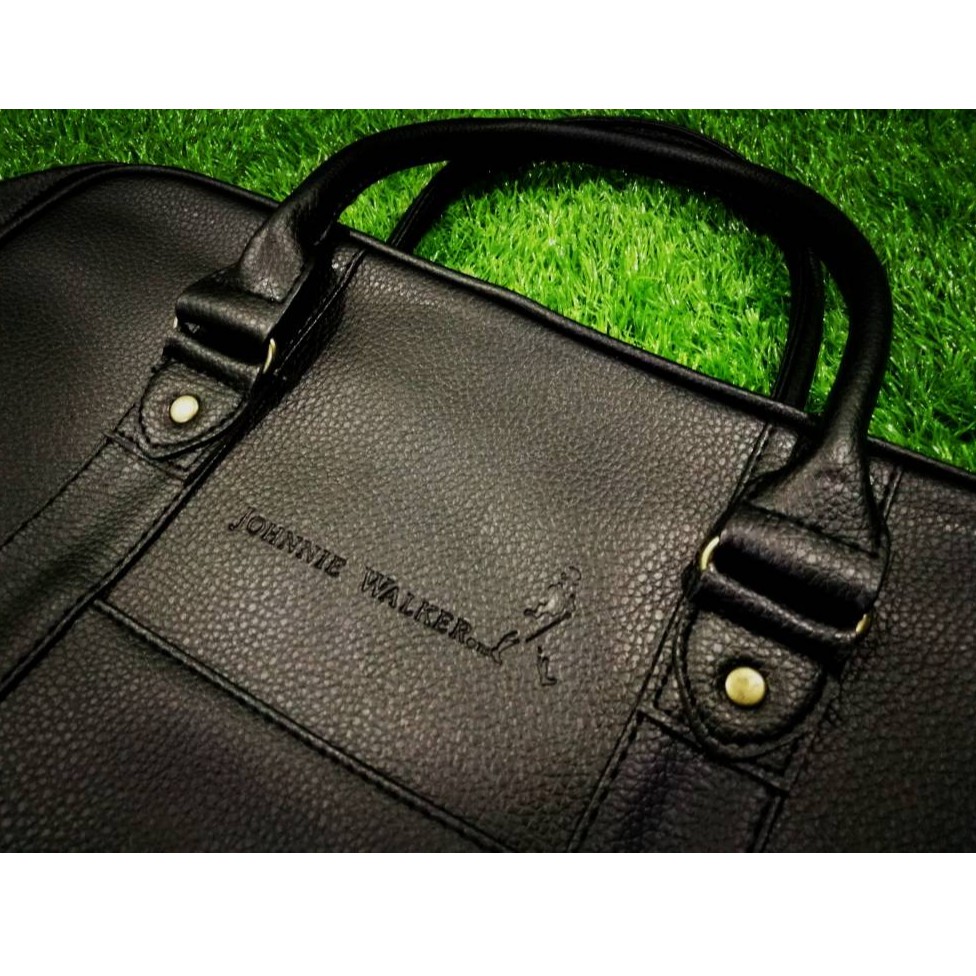 Johnnie walker best sale trolley bag price