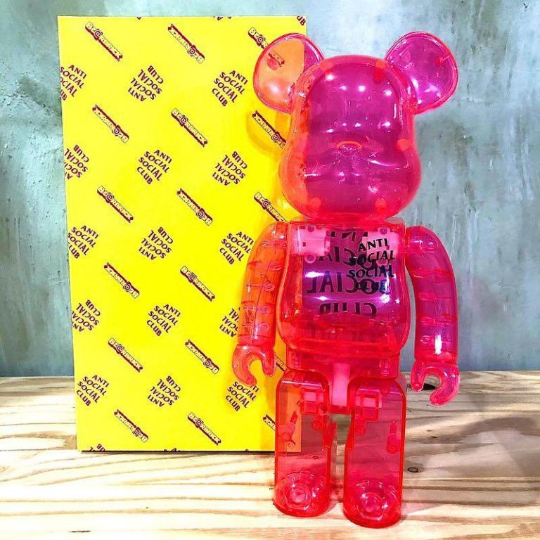 Bearbrick anti store social social club