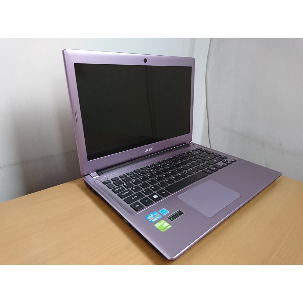 Acer V5 471G i5 3337 4GB Ram 500GB HD Nvidia Geforce 710M 2GB