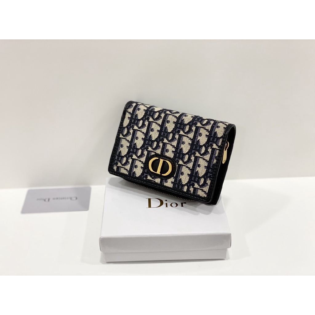 Dior short clearance wallet