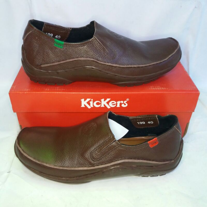 Kickers slip on mens on sale shoes