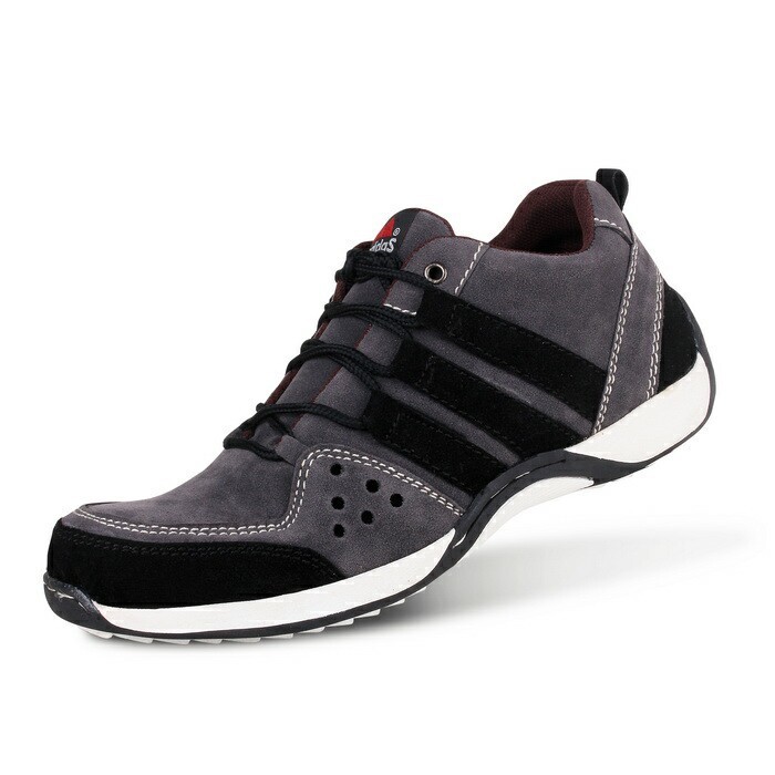 Adidas steel store toe work shoes