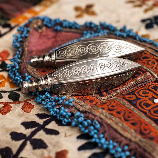 SAFFRON & ROSE Kohl Eyeliner 30g Shopee Malaysia