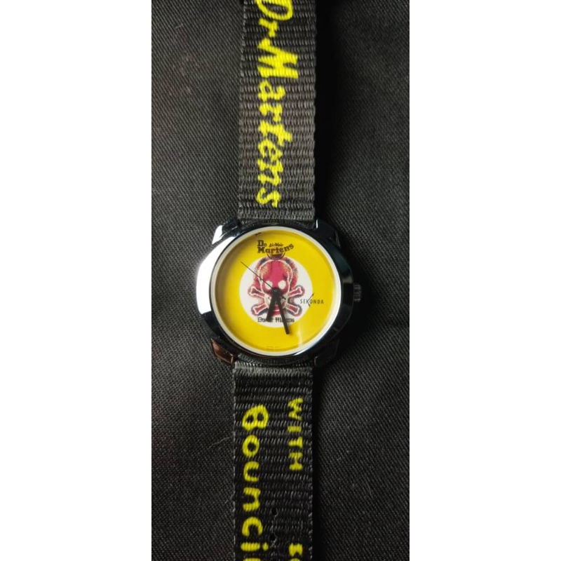 Dr Martens by Sekonda wrist watch NOS 90s productions Shopee Malaysia