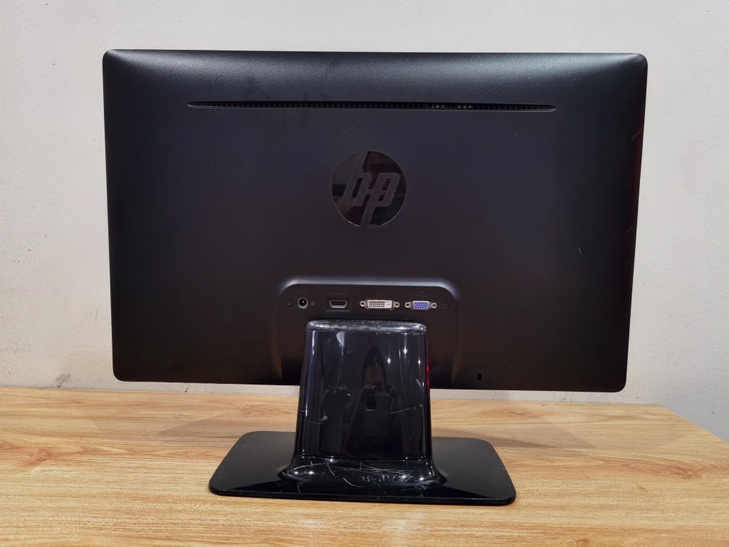 Monitor HP ProDisplay P221 LED 21.5
