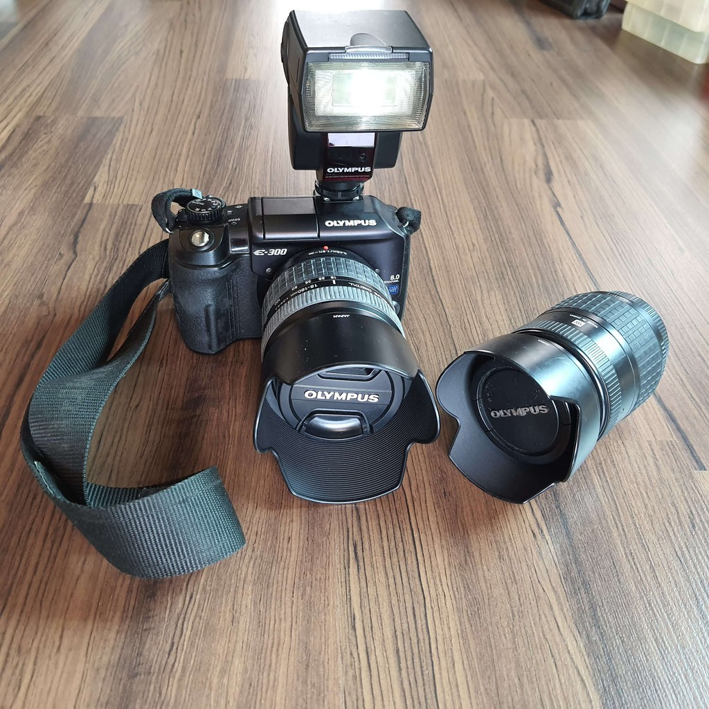 Olympus E300 EVOLT (availalable 2004) Shopee Malaysia