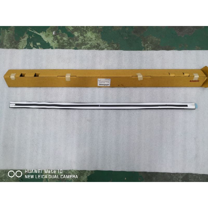 HONDA CITY SX8 1996 FRONT DOOR PROTECTOR RIGHT (DRIVER SIDE) 75302SX8